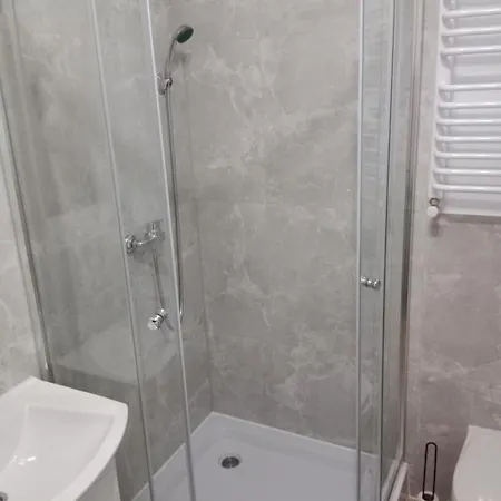 Duzy Apartament Z Widokiem Na Gory - 3 Pokoje Bielawa  Exterior foto